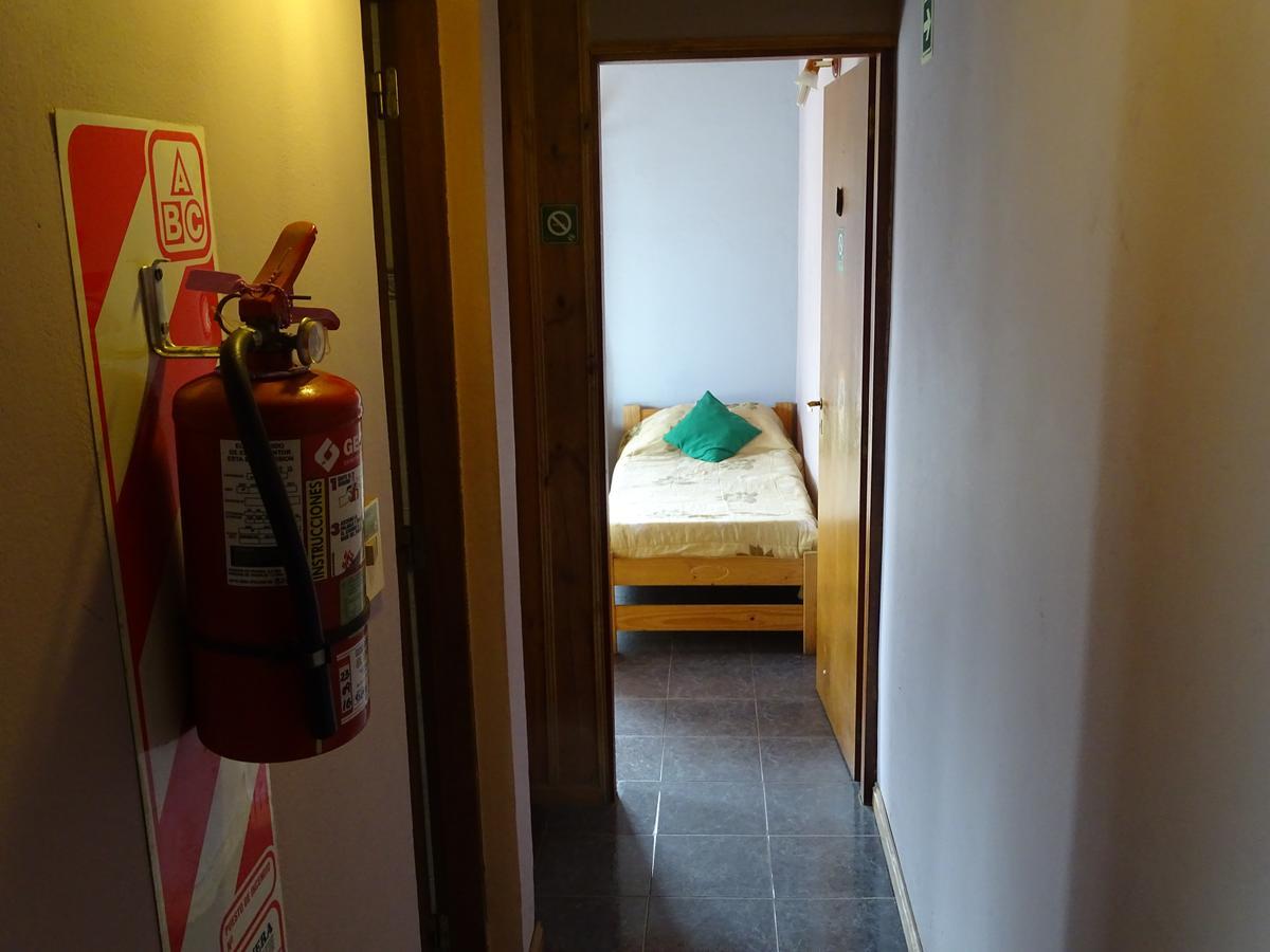 Hostel El Reencuentro คูนิน เดลอส อันเดส ภายนอก รูปภาพ